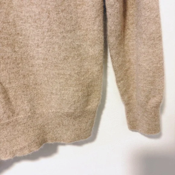 QUINCE Mongolian Cashmere Crewneck Sweater Oatmeal Size Small Women’s - Picture 3 of 9